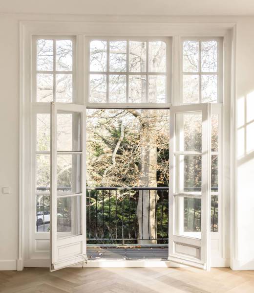 large-door-leading-to-a-balcony-2025-02-10-05-04-01-utc (2) large-door-leading-to-a-balcony-2025-02-10-05-04-01-utc (2)
